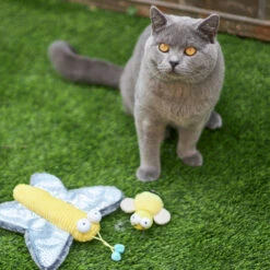 Noisy Busy Bee With Sound Chip And Catnip -Kazoo Store Kazoo 14017 BuzyBeew Sound 9x9x4 LS2