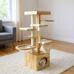 Scandi Cat Scratch Tree